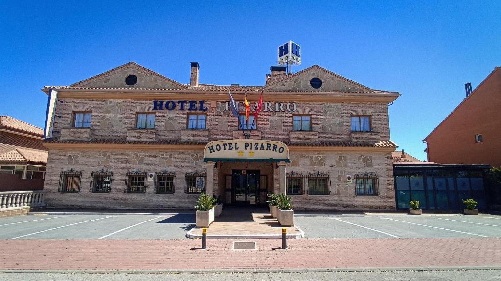Hotel Pizarro - Fachada